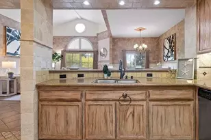 12067 Guerin St, Studio City, CA 91604 - Photo 14