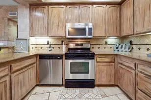 12067 Guerin St, Studio City, CA 91604 - Photo 16