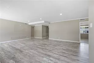 5521 McLennan, Encino, CA 91436 - Photo 8