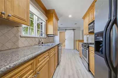 5521 McLennan, Encino, CA 91436 - Photo 14