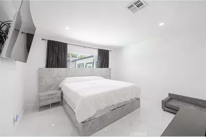 12521 Stagg Street, North Hollywood, CA 91605 - Photo 14