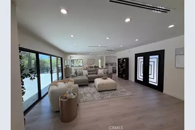 5843 Nevada, Woodland Hills, CA 91367 - Photo 2