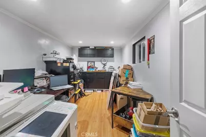 7764 Via Capri, Burbank, CA 91504 - Photo 46