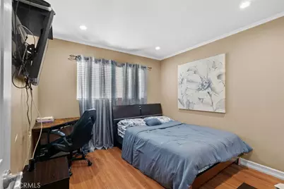 7764 Via Capri, Burbank, CA 91504 - Photo 30