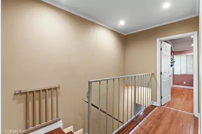 7764 Via Capri, Burbank, CA 91504 - Photo 28