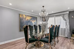 7764 Via Capri, Burbank, CA 91504 - Photo 14