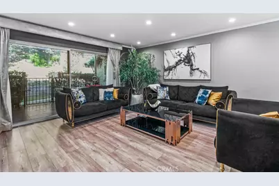 7764 Via Capri, Burbank, CA 91504 - Photo 12