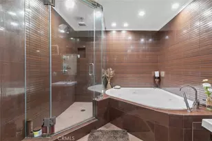 7764 Via Capri, Burbank, CA 91504 - Photo 44
