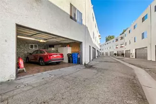 7764 Via Capri, Burbank, CA 91504 - Photo 56