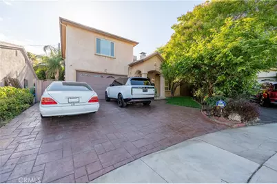 6973 Varna Avenue, Van Nuys, CA 91405 - Photo 2