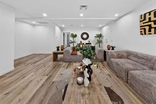20001 Hiawatha St, Chatsworth, CA 91311 - Photo 42