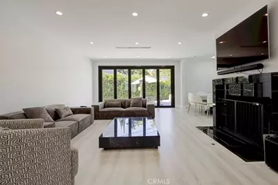 8352 Capps, Northridge, CA 91324 - Photo 10