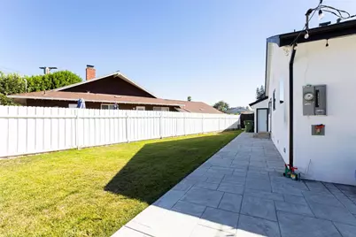 8352 Capps, Northridge, CA 91324 - Photo 38