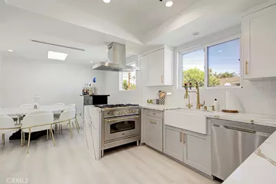 8352 Capps, Northridge, CA 91324 - Photo 18
