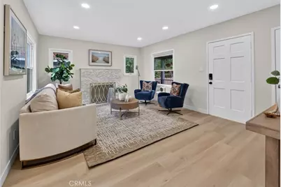 210 N Naomi Street, Burbank, CA 91505 - Photo 6