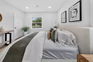 210 N Naomi St, Burbank, CA 91505 - Photo 16