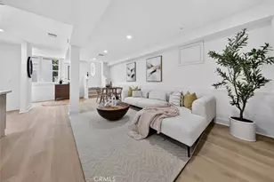 210 N Naomi St, Burbank, CA 91505 - Photo 30