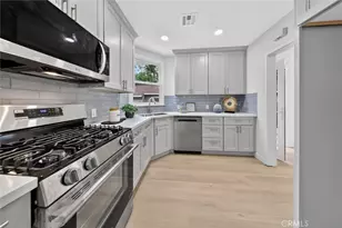 210 N Naomi St, Burbank, CA 91505 - Photo 12