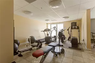 11124 Burbank Blvd, North Hollywood, CA 91601 - Photo 10