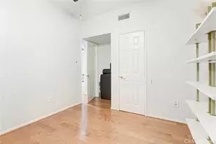 11124 Burbank Blvd, North Hollywood, CA 91601 - Photo 36