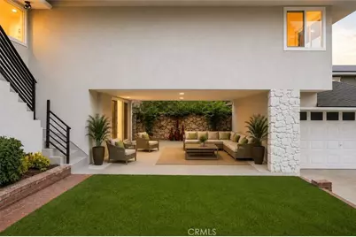 611 S Sunset Canyon, Burbank, CA 91501 - Photo 10