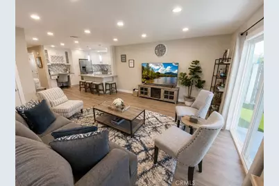 401 Eton, Burbank, CA 91504 - Photo 1