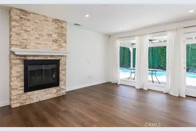 1030 Cynthia Avenue, Pasadena, CA 91107 - Photo 10