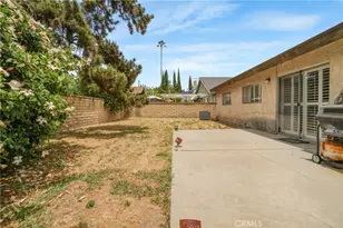 7805 Comanche Ave, Winnetka, CA 91306 - Photo 22