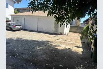 14736 Gilmore, Van Nuys, CA 91411 - Photo 20