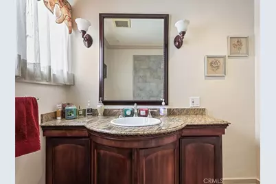 945 Rosemount, Glendale, CA 91207 - Photo 26