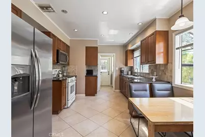 945 Rosemount, Glendale, CA 91207 - Photo 18