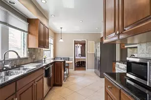 945 Rosemount, Glendale, CA 91207 - Photo 22