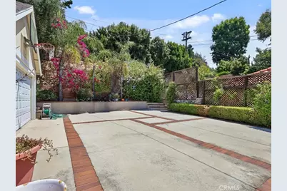 945 Rosemount, Glendale, CA 91207 - Photo 6