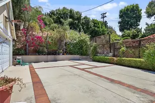 945 Rosemount, Glendale, CA 91207 - Photo 6