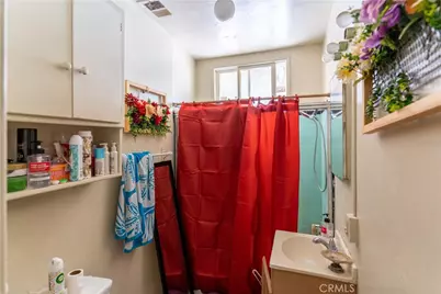 4452 Rosewood Avenue, Los Angeles, CA 90004 - Photo 24