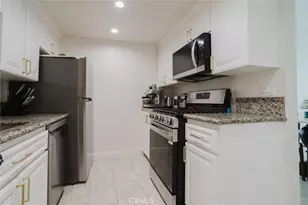 251 W Dryden St, Glendale, CA 91202 - Photo 20
