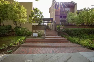 1349 N Columbus, Glendale, CA 91202 - Photo 2