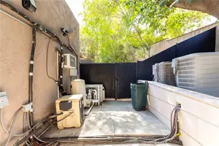 1523 Colina Dr, Glendale, CA 91208 - Photo 70