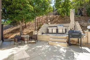 1523 Colina Dr, Glendale, CA 91208 - Photo 32