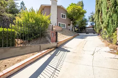 1523 Colina Drive, Glendale, CA 91208 - Photo 4