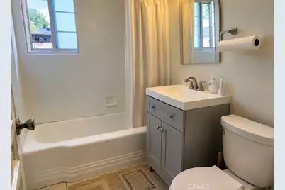 7662 Paso Robles Avenue, Van Nuys, CA 91406 - Photo 8