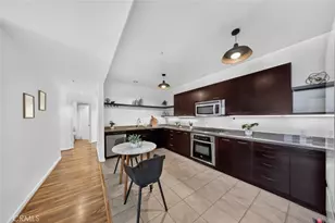 250 N First Street, Burbank, CA 91502 - Photo 10