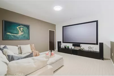 250 N First Street #524, Burbank, CA 91502 - Photo 26