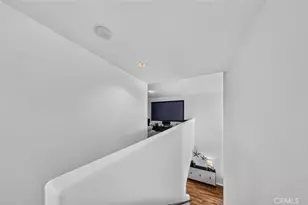 250 N First Street, Burbank, CA 91502 - Photo 50