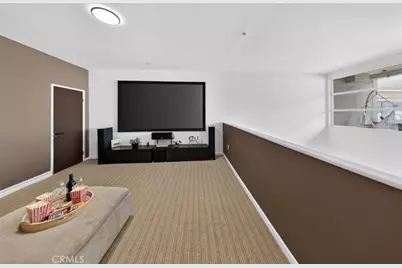 250 N First Street #524, Burbank, CA 91502 - Photo 68