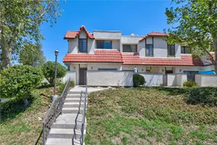 27610 Nugget Dr, Canyon Country, CA 91387 - Photo 2
