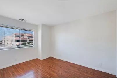 27610 Nugget Drive #1, Canyon Country, CA 91387 - Photo 18