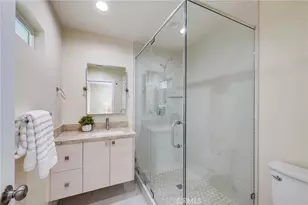 17633 Nordhoff St, Northridge, CA 91325 - Photo 40