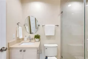 17633 Nordhoff St, Northridge, CA 91325 - Photo 22