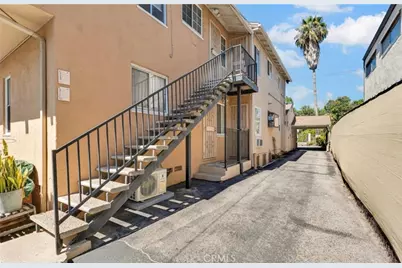 4918 Cahuenga, North Hollywood, CA 91601 - Photo 42